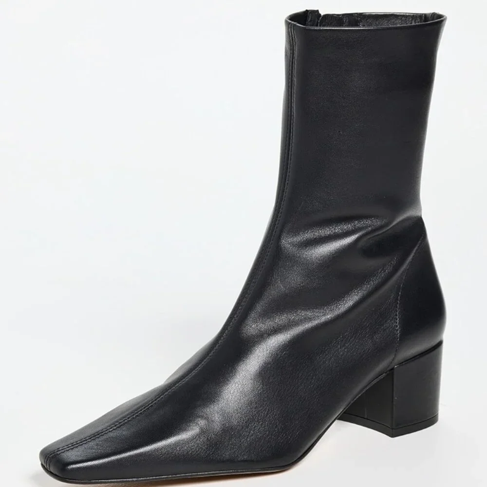 Intentionally Blank Carlton Booties, Size 38 aka 8W